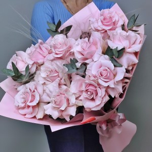 Розовый жемчуг Букет французских роз