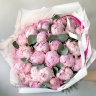 Люблю Букет розовых пионов с доставкой в Ессентуках