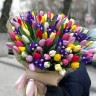 Прекрасное настроение Букет тюльпанов и ирисов с доставкой в Ессентуках