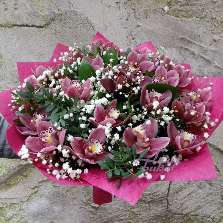 Царственный букет розовых орхидей с доставкой в Ессентуках