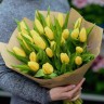 Букет желтых тюльпанов Солнечный денек с доставкой в Ессентуках