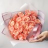 Букет пионовидных роз Женское счастье с доставкой в Ессентуках
