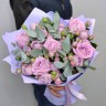 Букет фиолетовых роз с доставкой в Ессентуках