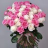 Розы белые и розовые премиум с доставкой в Ессентуках