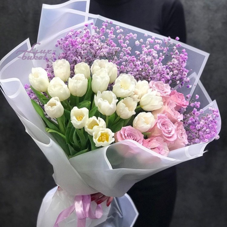 Изысканная красота Букет тюльпанов и роз с доставкой в Ессентуках